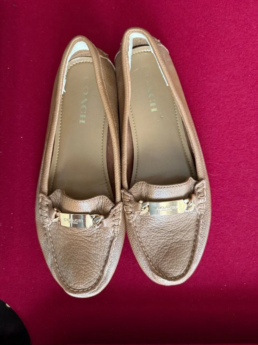 COACH Fredrica Tan Pebbled Leather Driving Loafers Gold Hardware Size 10B